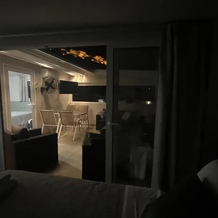 Getaway Rooftop Terrace With Unobstructed Views Of Palamidi Castle Fortress! בית נופש נאפפליו