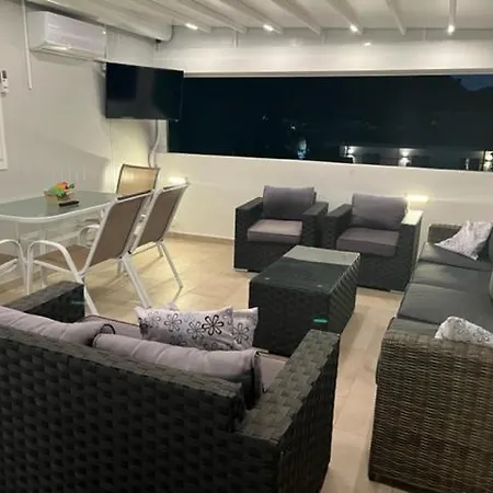 Getaway Rooftop Terrace With Unobstructed Views Of Palamidi Castle Fortress! *
