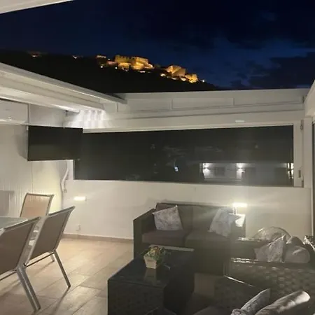 Getaway Rooftop Terrace With Unobstructed Views Of Palamidi Castle Fortress! נאפפליו